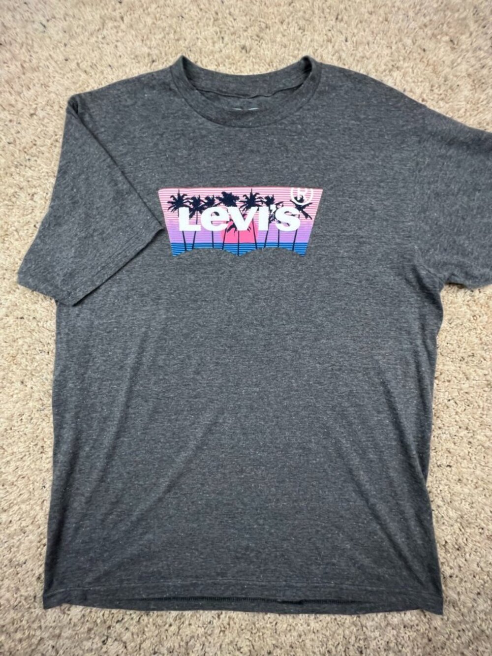 Levi's T-Shirt Large Gray Logo Crew Neck Casual Men’s Shirt Short Sleeve Beach